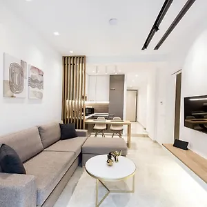 https://porto-sea-view-apartments-gounari.hotels-of-thessaloniki.com